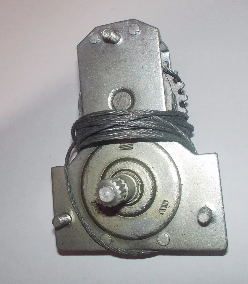 FIAT 1100 103 SPECIAL - EXPORT - 1200/ MECCANISMO ALZAVETRO P. SX/ OPEN WINDOW  Foto 1 de 1