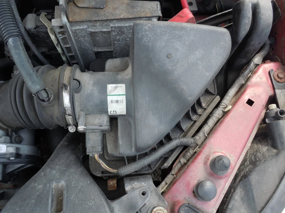 Ford Focus 2010 2011 2,0 L filtro de aire carcasa caja DOHC OEM emisiones estándar Foto 1 de 1