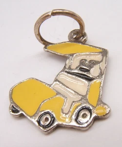 Vintage Golfwagen Anhänger emailliert silberfarben - Bild 1 von 2