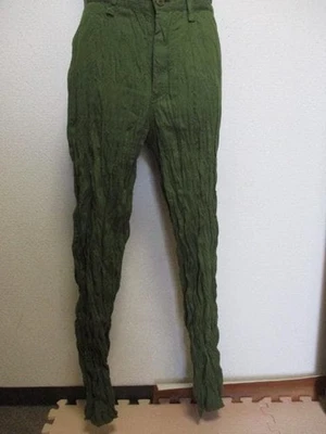 PANTALONES USADOS ISSEY MIYAKE CAQUI ARRUGADOS PLISADOS HOLGADOS BUENOS Foto 1 de 4