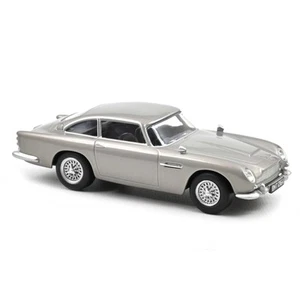 Norev 1:43 Scale 1963 Aston Martin DB5 - Silver Birch - Picture 1 of 2
