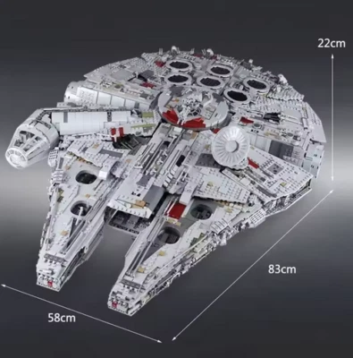 Grosser Millenium Falcon mit Beleuchtung und Ständer, 8445+ Teile MOC - Bild 1 von 4