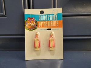 Juego de 2 adornos panorámicos en miniatura vintage hechos en Hong Kong religiosos - Imagen 1 de 3