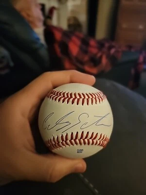 卡洛斯·桑塔纳亲笔签名美国职棒大联盟官方棒球印第安人克利夫兰守护者  — 第 1/4 张图片