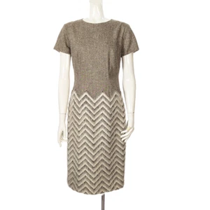 Carolina Herrera Chevron Trim Dress Sz 6 USA EUC - Picture 1 of 6