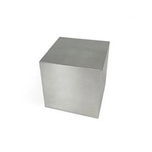 4" Magnesium Cube - Picture 1 of 2