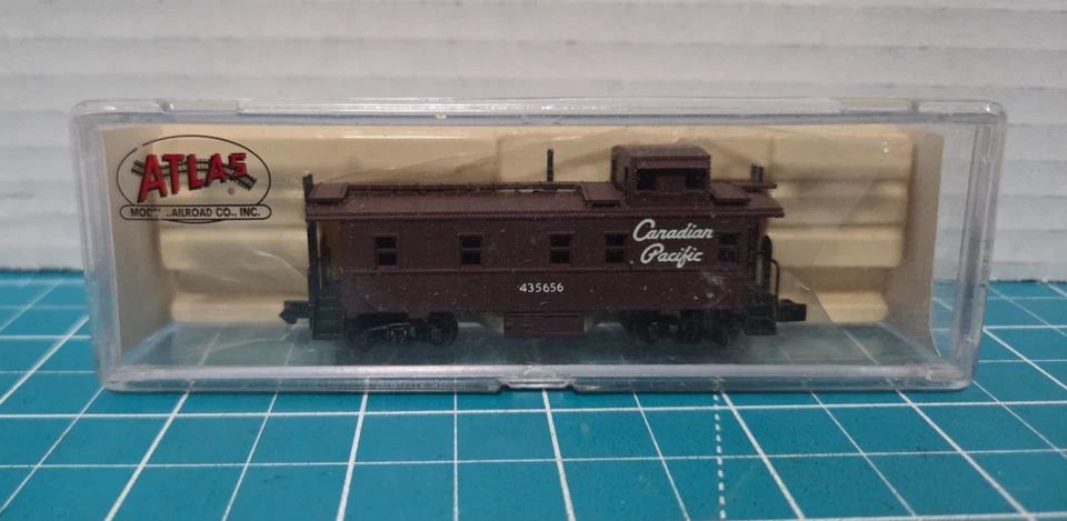 Atlas N Scale 3591 Canadian Pacific Caboose 435650 - Image 1 of 2