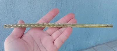 Ancienne décoration / ornement en BRONZE ou LAITON, dim. = 0,9 cm sur 24,2 cm - Photo 1/4