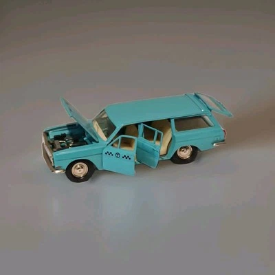 Novoexport #A13 - Éch. 1:43 - Volga Gas 24 02 A Tantal - Hergestellt IN Udssr - Bild 1 von 4