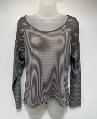 Mudd Top Womens Size M Gray Floral Striped Long Sleeve Boho Grunge Peasant - Image 1 of 4