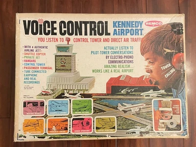 Control por voz REMCO Kennedy Airport 737 1968 vintage con caja original como está Foto 1 de 4