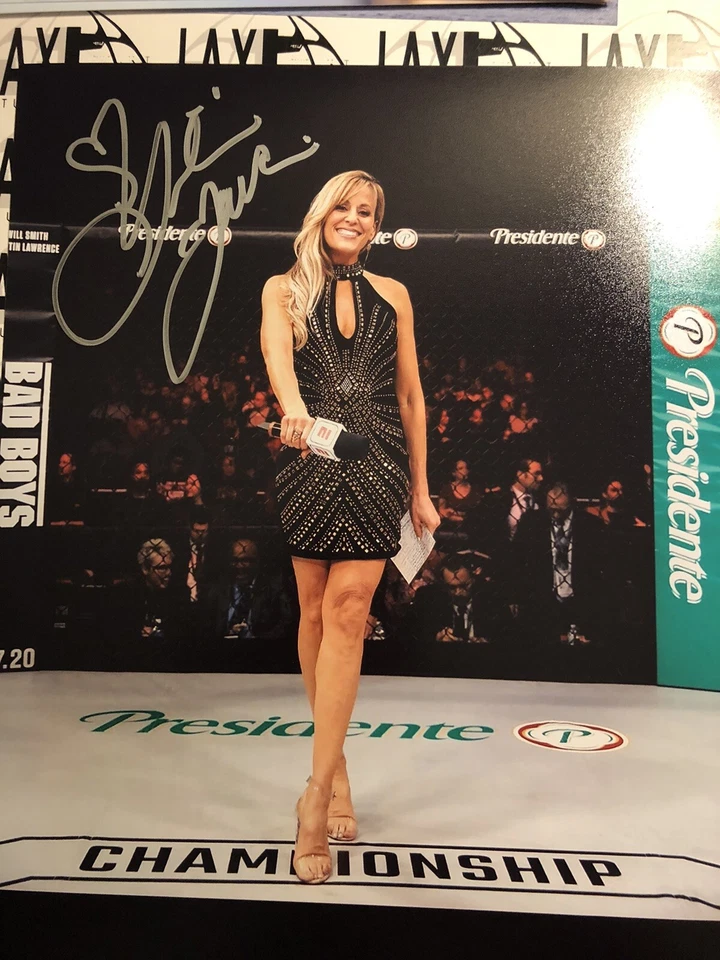 ФОТОГРАФИЯ WWE ЛИЛИАН ГАРСИЯ С АВТОГРАФОМ 8X10 С АВТОГРАФОМ РЕСТЛМАНИЯ - Изображение 1 из 1