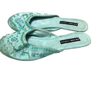 New York Company Beaded Slippers Slides Womens 9 Aqua Sueded Flats Round Toe - Picture 1 of 7