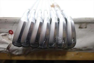 Mint Srixon Zxi4 Iron Set 4-Pw Stiff Flex Kbs Tour Lite Steel - Image 1 of 4