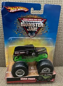 HOT WHEELS MONSTER JAM 1/64 GRAVE DIGGER 1/70 28070 2007 *NEW* - Picture 1 of 2