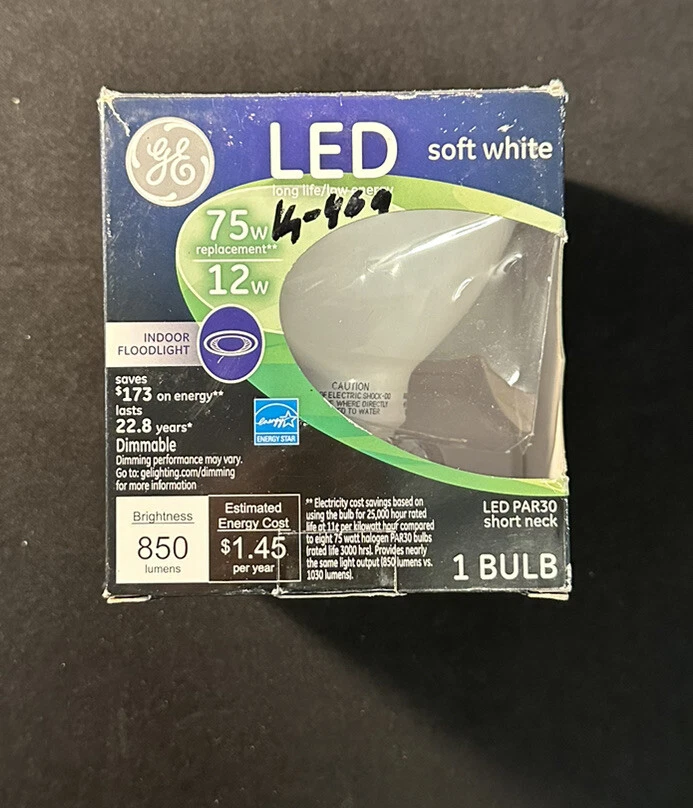 GE - Indoor/Outdoor 12w/75w Equiv LED-PAR30 Short Neck Dimmable, 850L, 2700K - Image 1 of 1