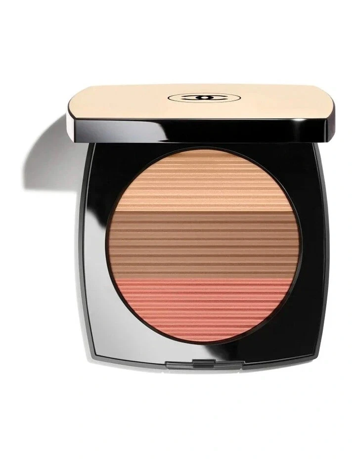 CHANEL LES BEIGES Glow Sun Kiss Powder Bronzer Blush Highlighter LIGHT CORAL 15G - Image 1 of 3