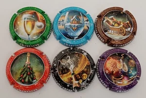 6 BELLES CAPSULES CHAMPAGNE GENERIQUE JOYEUSES FETES REF N°1400 a 1400e NEWS - Foto 1 di 1