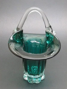 Vintage Emerald Green Art Glass Basket w/Clear Base and Applied Handle - Picture 1 of 3