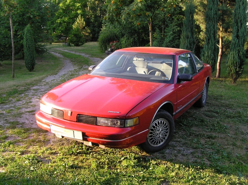 Oldsmobile Cutlass Supreme 1990 juego completo de bastidor y piñón remanufacturado Foto 1 de 2