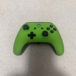 Power A Xbox One Series XS Controller Fusion Pro Lime Green 1506927-02 No Cord - Picture 1 of 10