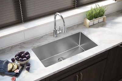 Elkay EFRU311610T Crosstown 32-1/2" Undermount Single Basin Stainless Steel *NEW - Image 1 of 4