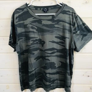 Splendid Ladies Short Sleeve Crew Neck Top Tee T Shirt Green Camo XXL New - Picture 1 of 6