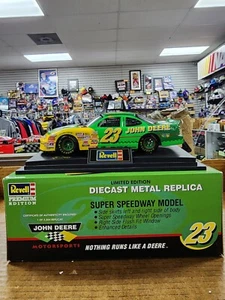 1996 Revell Chad Little #23 John Deere Grand Prix 1:24 Scale Autographed - Picture 1 of 5