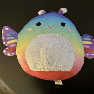 Peluche Squishmallows Estephania la farfalla arcobaleno - Foto 1 di 5