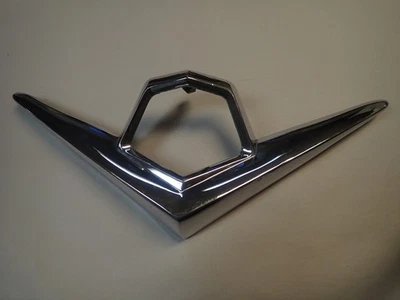 Dodge Custom Royal Lancer 1955 V8 capó adorno emblema # 1599411 bonito cromo Foto 1 de 4