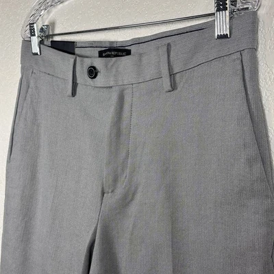Banana Republic Grayson Slim-Tapered Fit Men’s Pants Herringbone Gray NWT 31x30 - Image 1 of 4