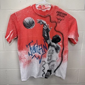 Vintage 90s Magic Johnson Michael Jordan Chicago Bulls AOP T Shirt large Red - Picture 1 of 23