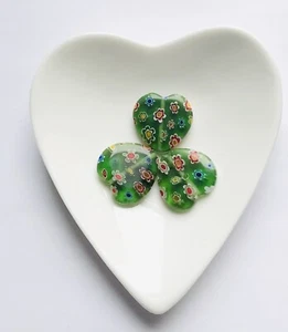 Stunning Emerald Heart Millefiori Handmade Bead 20mm 3 pcs - Picture 1 of 1