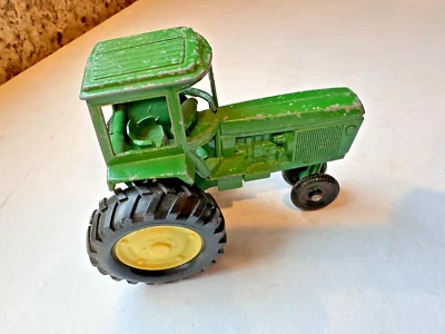 Tractor de juguete John Deere de principios de la década de 1970 de Ertl Foto 1 de 4