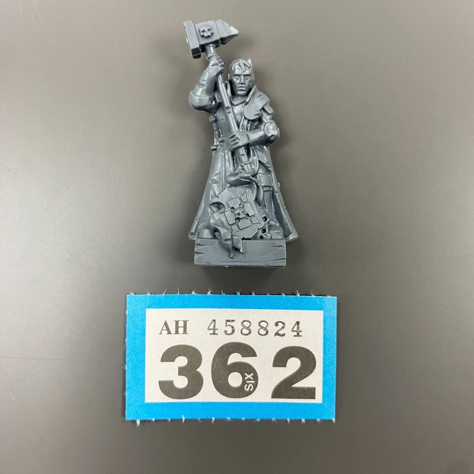 STATUE B SIGMARITE CHAPEL WARHAMMER AOS TERRAIN SCENERY OLD WORLD - Image 1 of 1