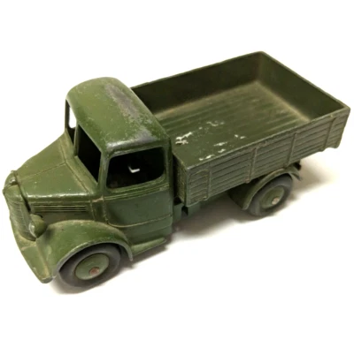 Dinky Toys Military Bedford Army Truck No.640 Army Green Made in United Kingdom - Image 1 of 4
