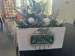 christmas arrangement - Picture 1 of 3