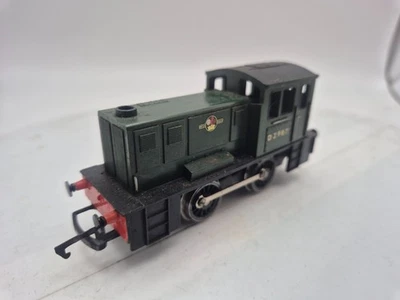 Tri-ang OO Gauge 0-4-0 Diesel Shunter Green d2987  Model Train Loco *dcc fitted* - Image 1 of 4