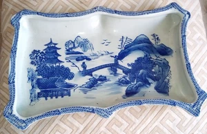 "Antique Chinese/Japanese? Export Porcelain Blue White Qianlong Dish" Read - Imagen 1 de 8
