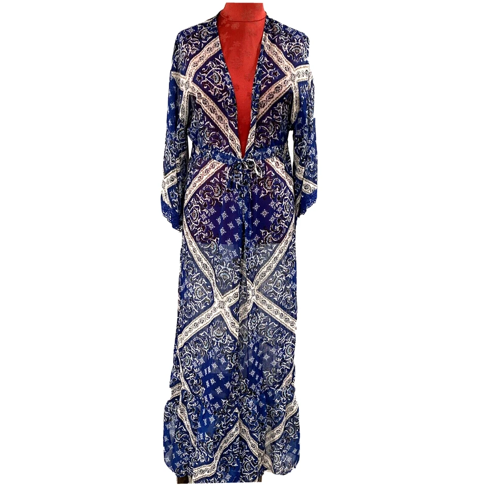 Xhilaration Kimono Cubre Talla S Azul y Blanco Bandana Estampado Maxi Crochet Encaje Foto 1 de 4
