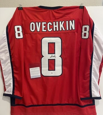 Camiseta personalizada firmada por Alex Ovechkin autografiada de los Washington Capitals con certificado de autenticidad Foto 1 de 4