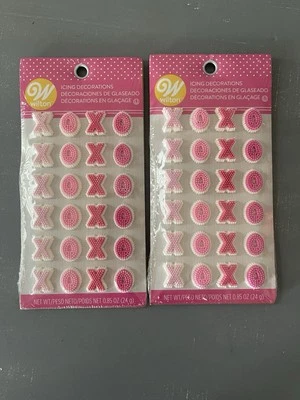 2 Pack XOXO Icing Decorations Wilton NEW edible cupcake cake topper Valentine  - Image 1 of 3