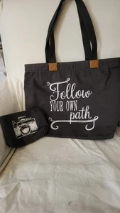 Thirty-One 31 Wander Tote Follow Your Own Path Gray - Picture 1 of 2