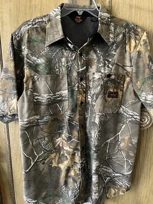 Walls Shirt Realtree Camo Mens Medium Short Sleeve Button Up - Image 1 of 4