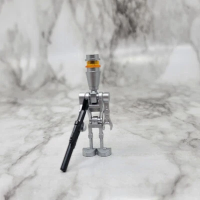 Lego Assassin Droid Minifigure Star Wars 8015 - Image 1 of 2