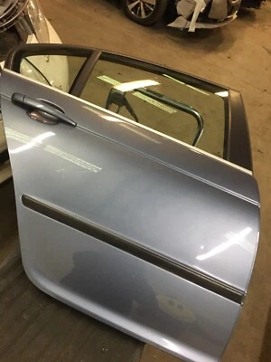 BMW 325i 325xi 330I 330xi E46 2001-2005 paso trasero derecho puerta lateral carcasa OEM Foto 1 de 4