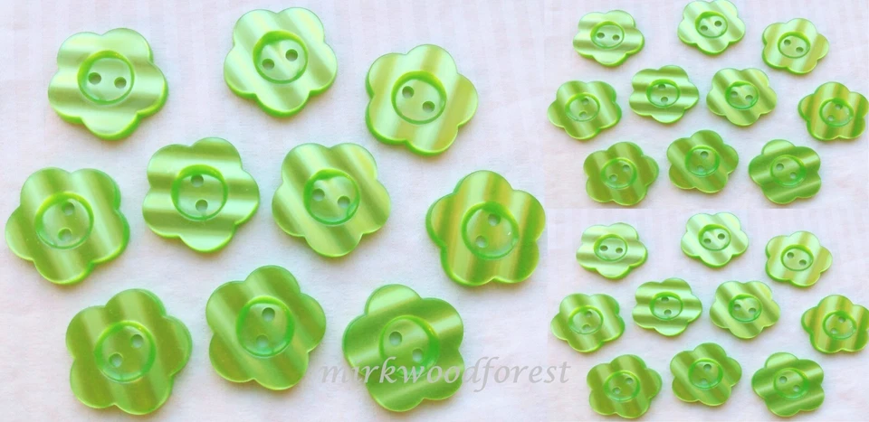 Botones de flores verde lima de 1" (25 mm) de ancho brillantes lavables Foto 1 de 1