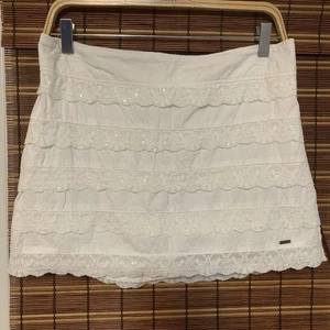 Hollister Lace Mini Skirt Women’s Large White Ruffle Sequins Fairy Grunge Preppy - Picture 1 of 12
