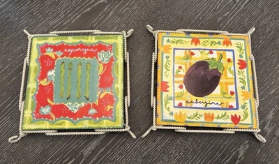 Juego de 2 remaches de cerámica Kimberly Hodges con soportes metálicos berenjena/espárragos Foto 1 de 4