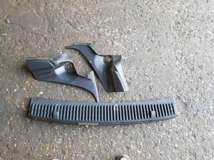 Volkswagen Sharan 2000-2004 Windscreen Scuttle Panel Plastic 7M3853185B - Picture 1 of 5